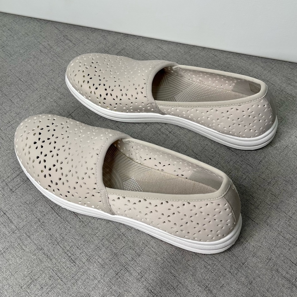 Clarks Cloudsteppers Taupe Breeze Emily Slip On Shoes 7.5 New - Picture 6 of 10